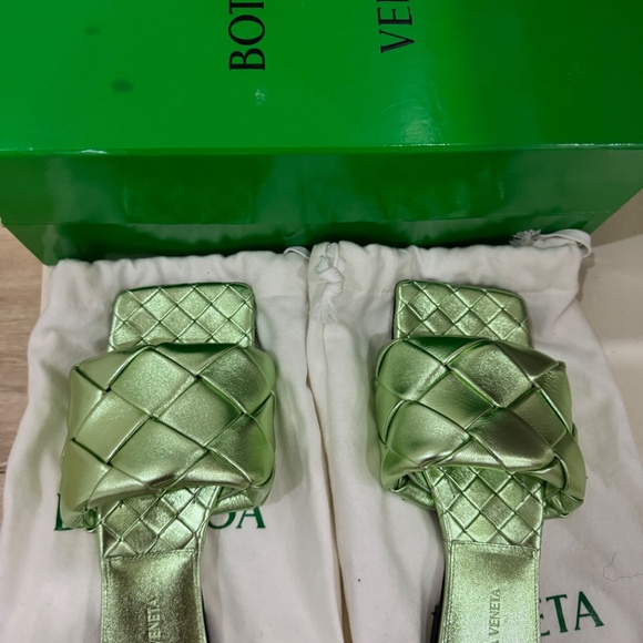Bottega venetta metallic green flat sandals size 38.5 - Picture 2 of 7